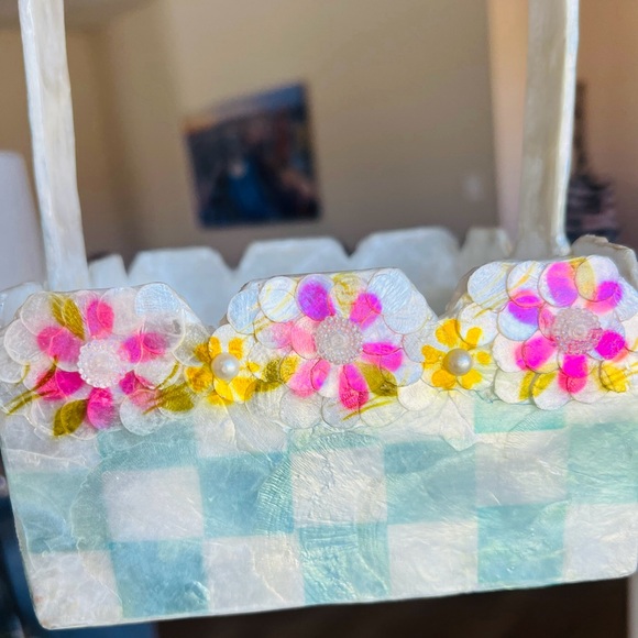 MacKenzie-Childs Capiz Shell Basket Sky Blue Gingham Floral Handle Retired Rare - Picture 6 of 6